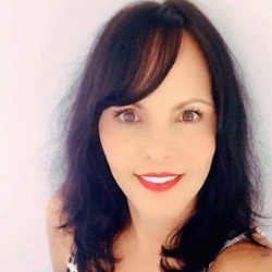 Portrait of Chantel Coward